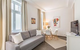 Cozy Heaven In The Lovely 2Nd District Of Vienna